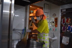 日頃からお料理をされるそうで、朝飯前！といった様子でした